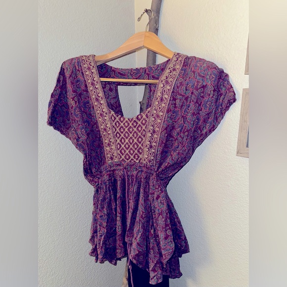 Free people blouse. Size medium. - Picture 7 of 9